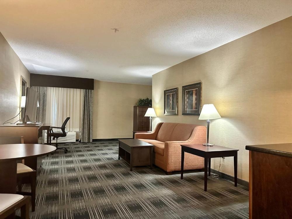 Holiday Inn Express and Suites Meriden by IHG Image 10