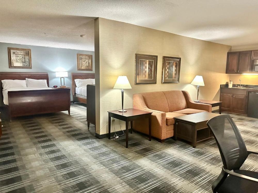 Holiday Inn Express and Suites Meriden by IHG Image 11