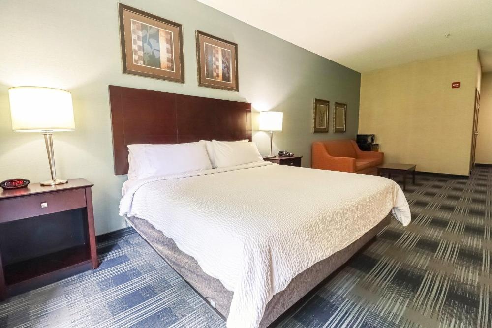 Holiday Inn Express and Suites Meriden by IHG Image 20