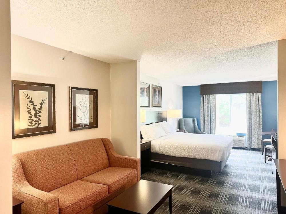 Holiday Inn Express and Suites Meriden by IHG Image 9